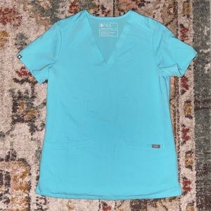 Figs Casma Technical Collection Three Pocket Scrub Top